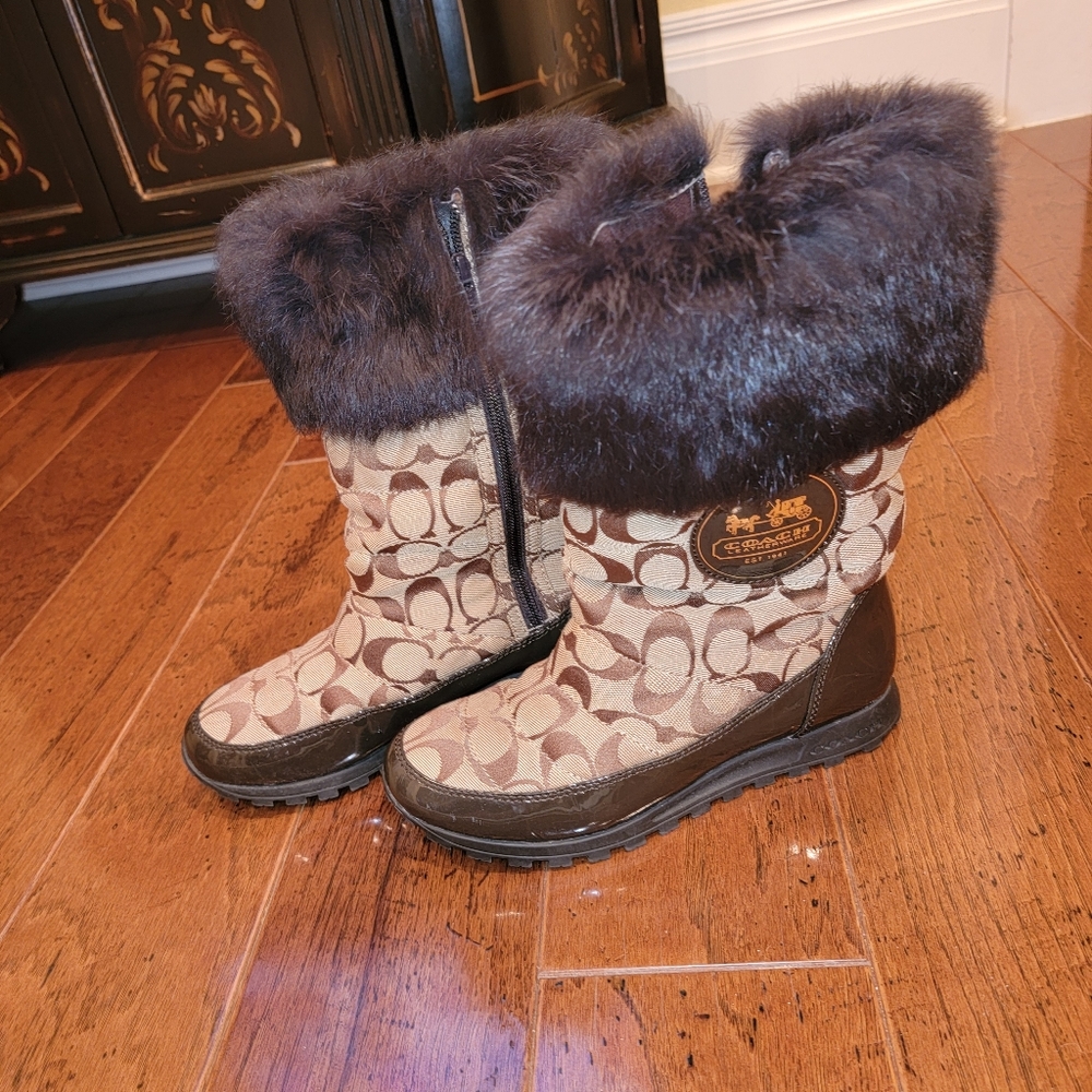 Coach Booties Sz 6